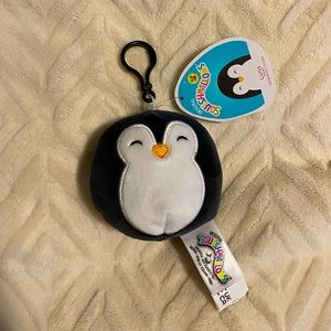 Luna Penguin Clip Squishmallow